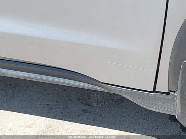 3CZRU6H58NM751652 Honda Hr-v Awd Ex