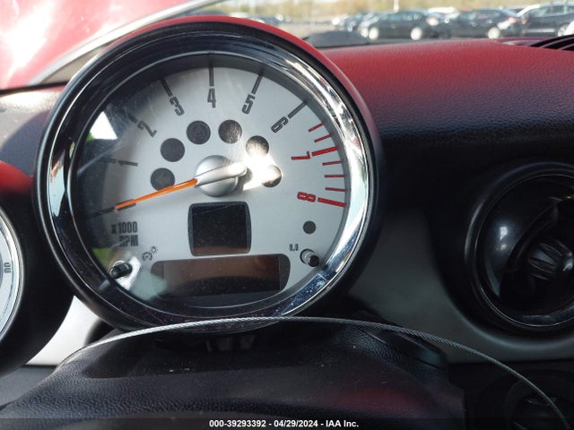 2010 MINI COOPER WMWMR3C55ATU97964 Photo 6