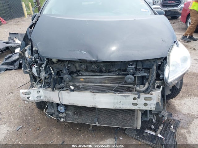 Toyota Prius Three 2014 JTDKN3DU3E1758327 Image 6