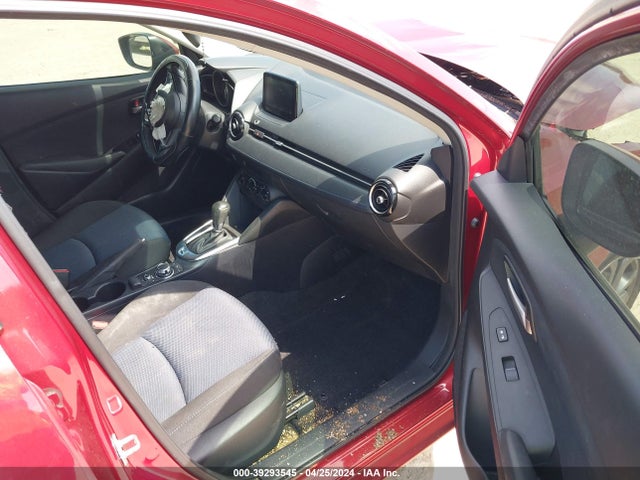 Toyota YARIS LE 2019 3MYDLBYV5KY507149 Image 5
