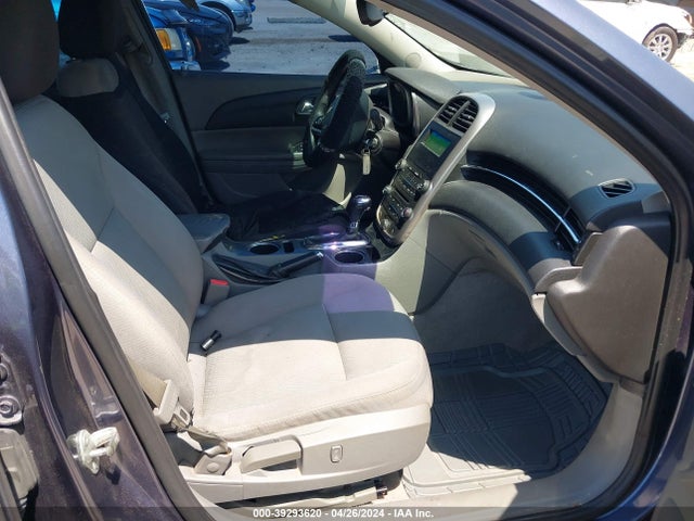 Chevrolet MALIBU LS 2015 1G11B5SLXFF137688 Image 5