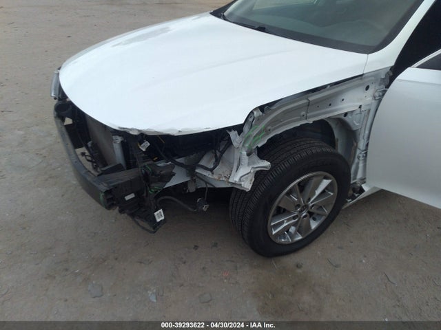 KIA Optima Lx 2018 5XXGT4L31JG180477 Image 6