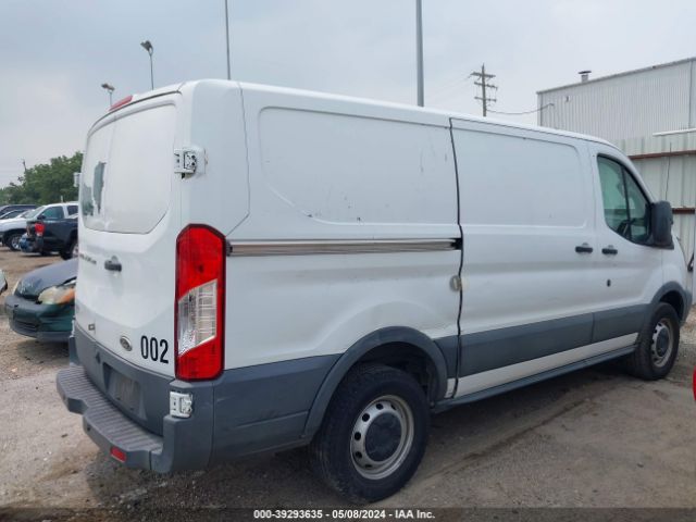 1FTNR1YM3FKB28786 Ford Transit-250