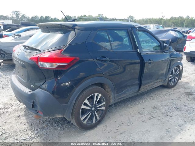 3N1CP5CU1JL528982 Nissan KICKS SV