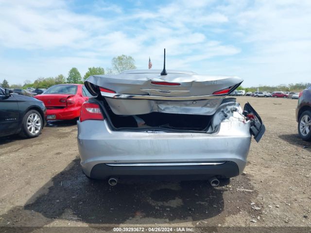 1C3BCBFG6EN137992 Chrysler 200 Limited