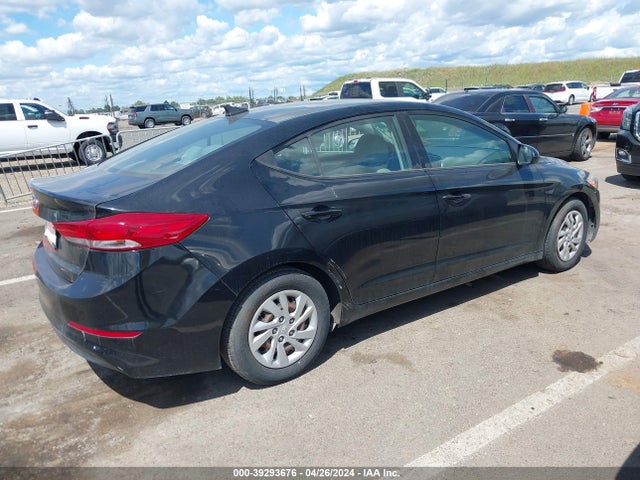 Hyundai ELANTRA SE 2017 5NPD74LF4HH092703 Image 4