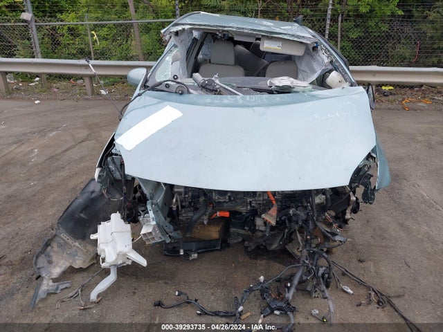Toyota Prius Two 2015 JTDKN3DU0F1970037 Image 11