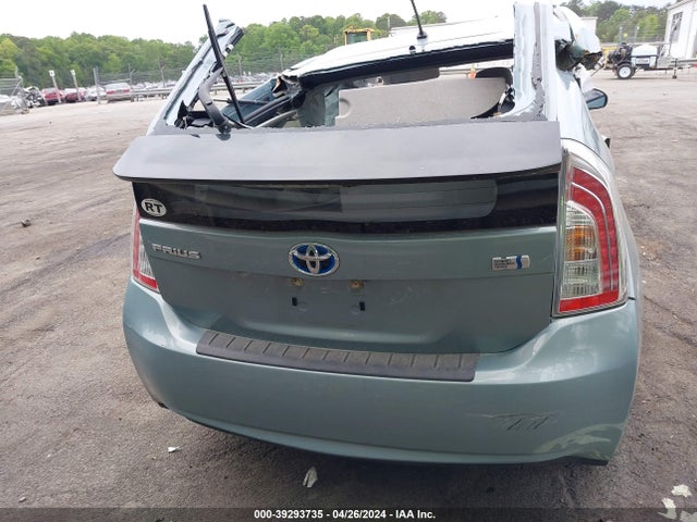 Toyota Prius Two 2015 JTDKN3DU0F1970037 Image 15