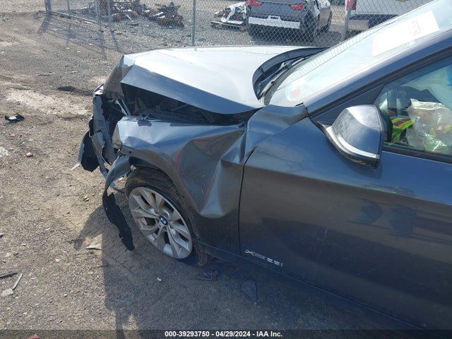 BMW X1 Xdrive28i 2014 WBAVL1C51EVY20332 Image 18
