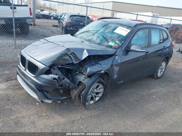 BMW X1 Xdrive28i 2014 WBAVL1C51EVY20332 Image 2