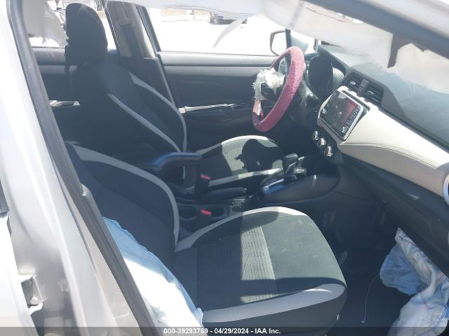 3N1CN8EV3LL805048 Nissan Versa Sv Xtronic Cvt