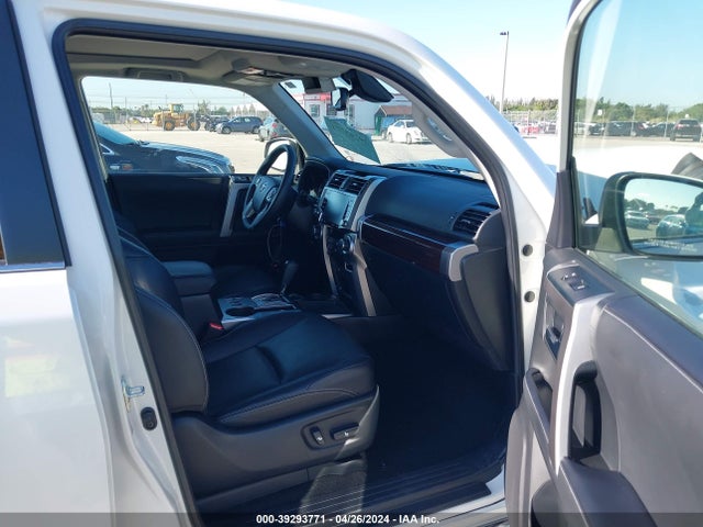 Toyota 4runner Limited 2020 JTEZU5JR1L5224547 Image 5