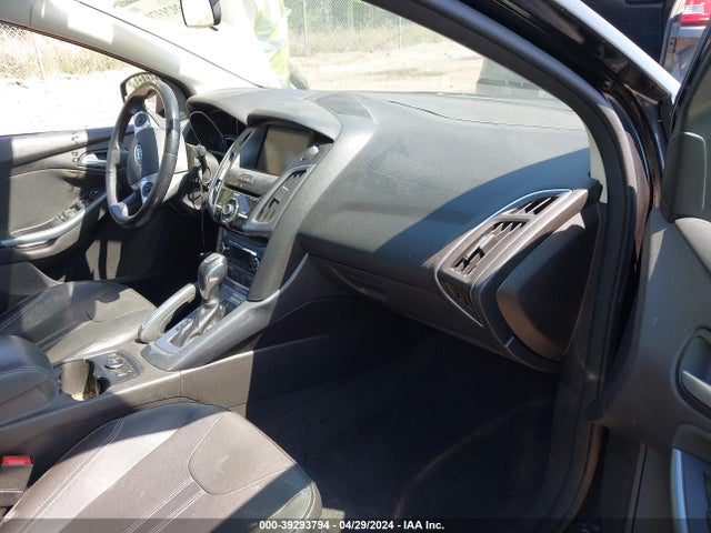Ford Focus Titanium 2014 1FADP3J29EL126304 Image 5