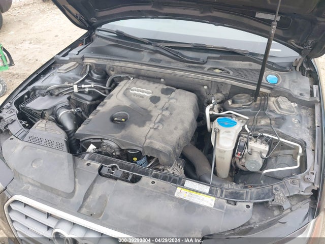 Audi A4 2.0t Premium 2014 WAUBFAFL5EN004518 Image 10