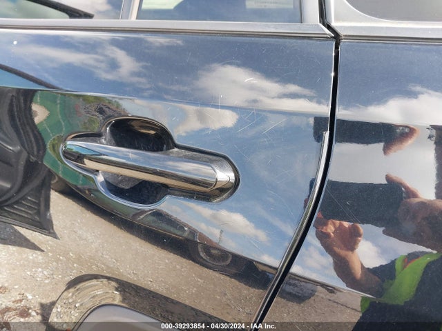Toyota RAV4 LE 2019 2T3H1RFV3KW054124 Image 19