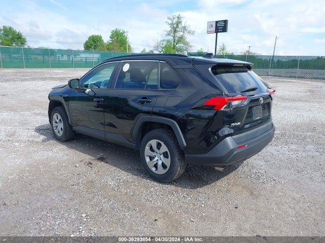 Toyota RAV4 LE 2019 2T3H1RFV3KW054124 Image 3