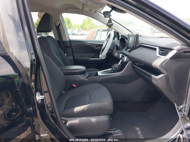 Toyota RAV4 LE 2019 2T3H1RFV3KW054124 Image 5