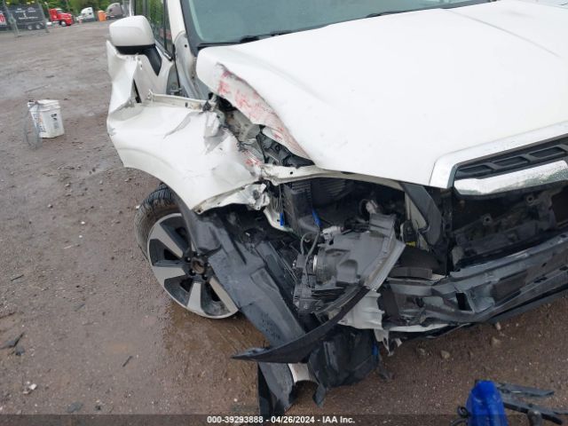 JF2SJAGC2JH492935 Subaru Forester 2.5i Premium