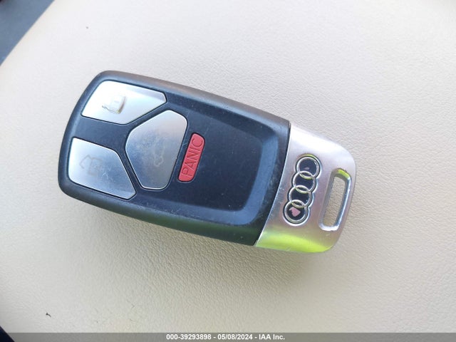 WAUGMAF42KN020921 Audi A4 40 Premium/40 Titanium Premium