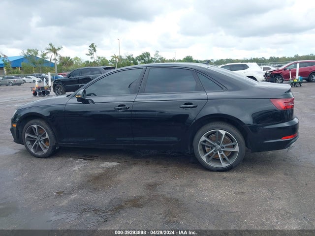 WAUGMAF42KN020921 Audi A4 40 Premium/40 Titanium Premium