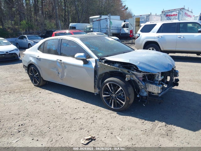 Toyota CAMRY XSE 2018 4T1B61HK1JU068574 main image