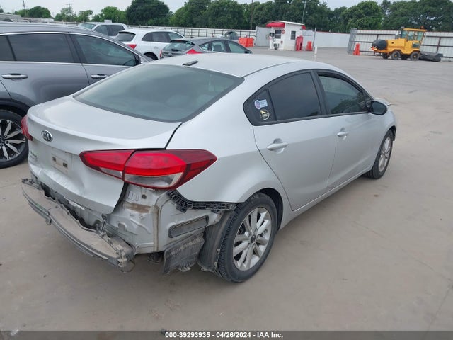 Aukcja sprzedaży 2017 Kia Forte Lx, vin: 3KPFL4A74HE152144, numer aukcji: 39293935