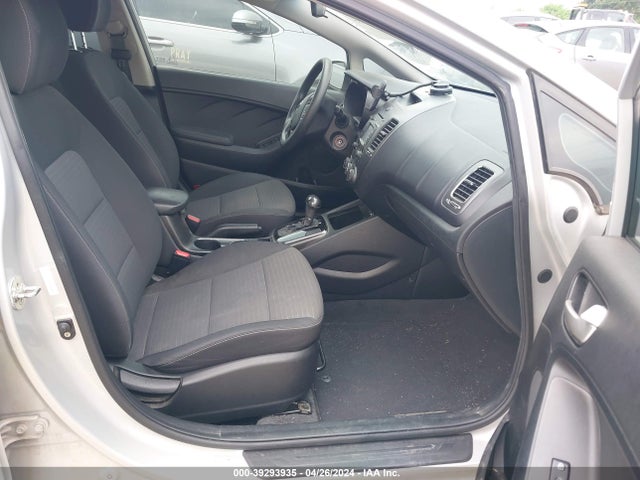 Aukcja sprzedaży 2017 Kia Forte Lx, vin: 3KPFL4A74HE152144, numer aukcji: 39293935