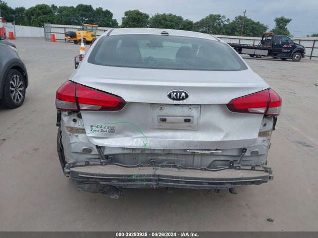 Aukcja sprzedaży 2017 Kia Forte Lx, vin: 3KPFL4A74HE152144, numer aukcji: 39293935