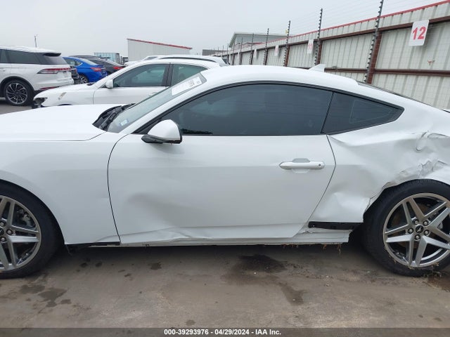 Ford Mustang Ecoboost Premium Fastback 2024 1FA6P8TH5R5118640 Image 15