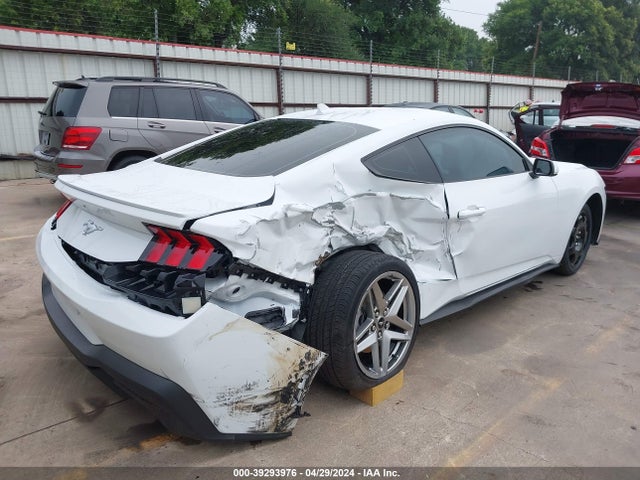 Ford Mustang Ecoboost Premium Fastback 2024 1FA6P8TH5R5118640 Image 4
