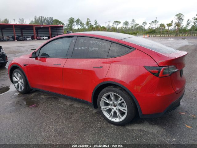 5YJYGDED4MF107674 Tesla Model Y Standard Range Rear-wheel Drive