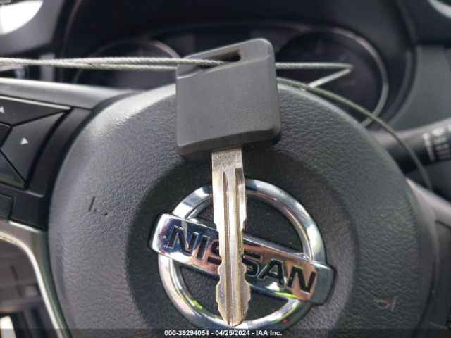 KNMAT2MV5JP551160 Nissan ROGUE S