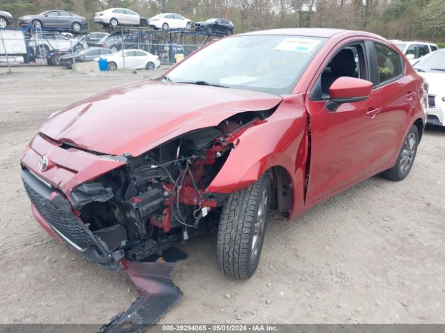 3MYDLBYV1KY521159 Toyota YARIS LE