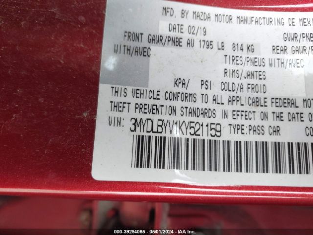 3MYDLBYV1KY521159 Toyota YARIS LE
