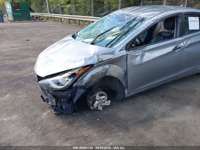 Hyundai ELANTRA SE 2015 5NPDH4AE2FH585171 Image 6