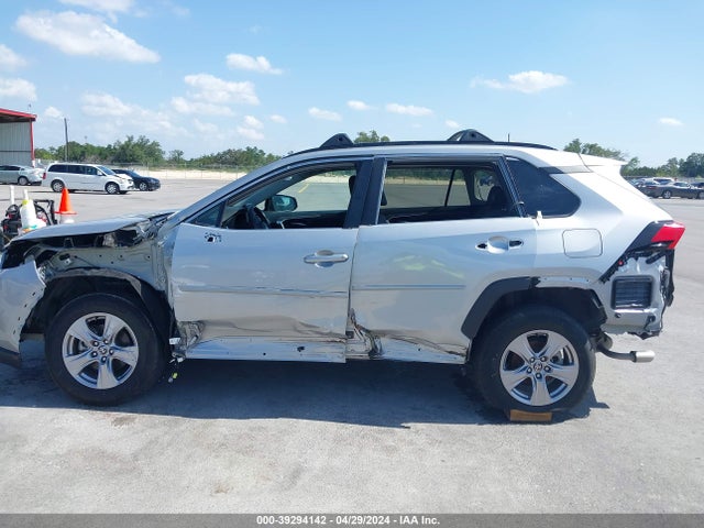 Toyota Rav4 Xle 2022 2T3P1RFV7NW303279 Image 15