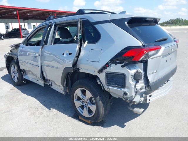 Toyota Rav4 Xle 2022 2T3P1RFV7NW303279 Image 3