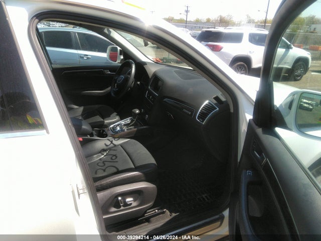 Audi Q5 2.0t Premium 2014 WA1LFAFP5EA063354 Image 5