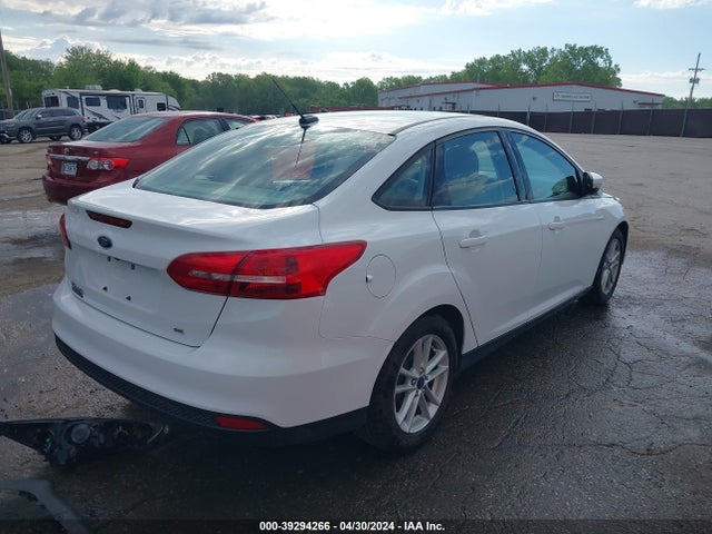 Ford FOCUS SE 2017 1FADP3F24HL309204 Image 4
