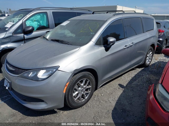 2C4RC1DG7LR266234 Chrysler Voyager Lxi