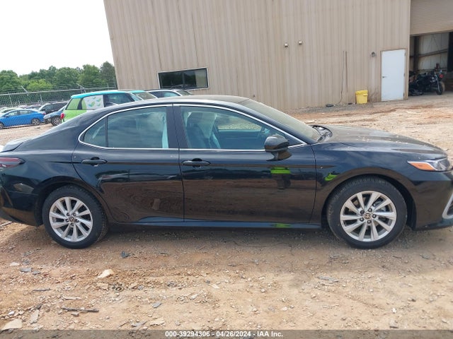 Toyota CAMRY LE 2022 4T1C11AK1NU648572 Image 13