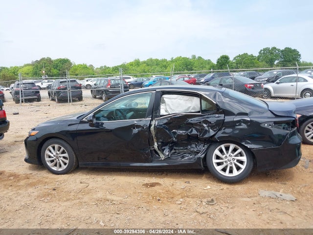 Toyota CAMRY LE 2022 4T1C11AK1NU648572 Image 14