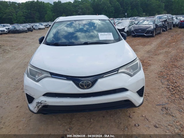 Toyota RAV4 LE 2018 2T3BFREV1JW738810 Image 12