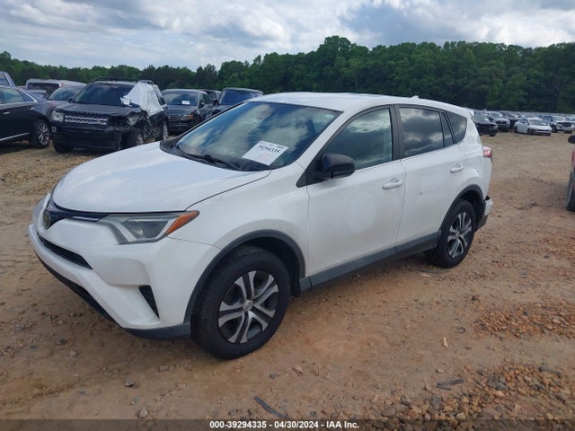 Toyota RAV4 LE 2018 2T3BFREV1JW738810 Image 2