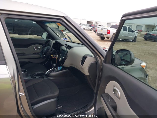 KIA Soul 2019 KNDJN2A20K7657666 Image 5