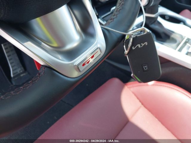 KNAE45LCXN6114845 KIA Stinger Gt1