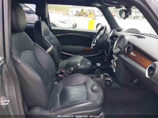 2009 MINI COOPER S WMWMF73589TT97773 Photo 4