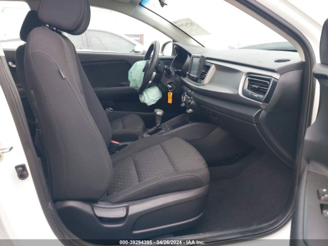 3KPA24AB1KE166141 KIA RIO S