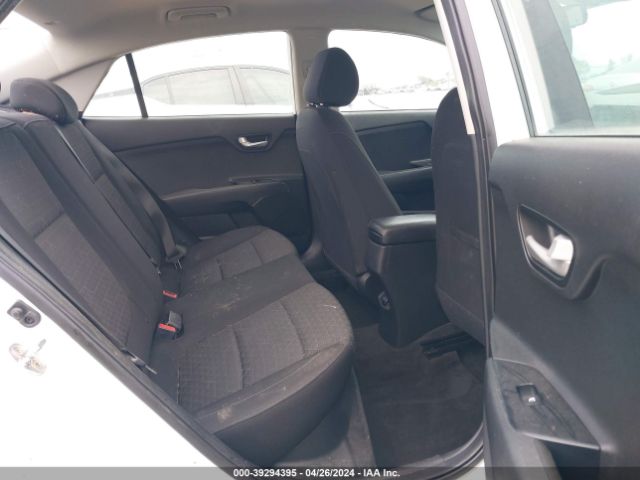 3KPA24AB1KE166141 KIA RIO S