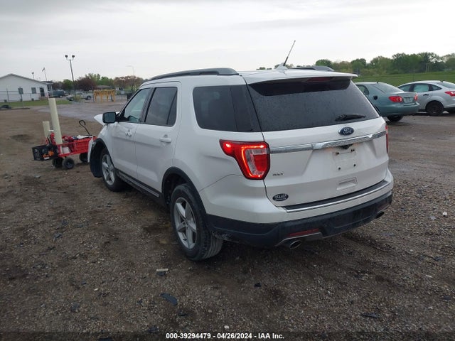 Ford EXPLORER XLT 2018 1FM5K7D89JGA77673 Image 3